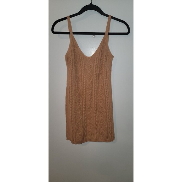 Superdown Lexi Sweater Tank Dress Women’s Sz M Medium Tan Beige Knit 100% Cotton - Picture 1 of 6